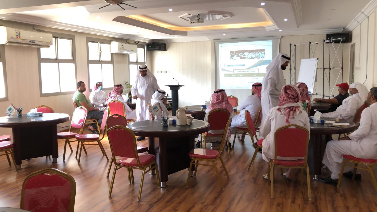 الورش التدريبية لجائزة أهالي جدة للمعلم المتميز