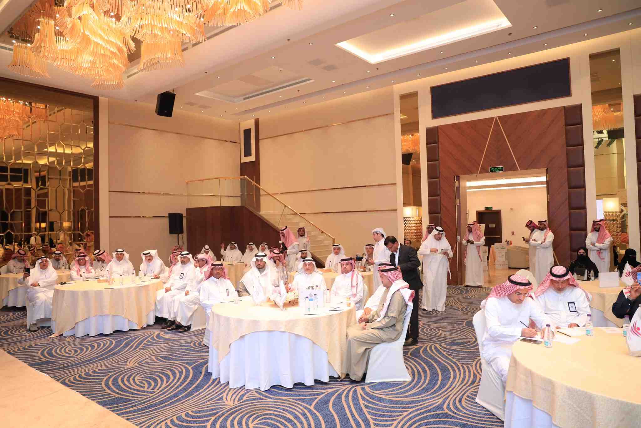 اللقاء التعريفي لجائزة أهالي جدة للمعلم المتميز